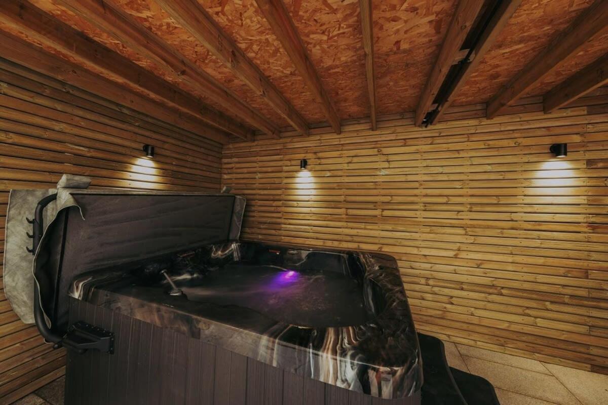 דירות בריסטול Clifton 32 - Garden Flat With Hot Tub - Hopewell מראה חיצוני תמונה